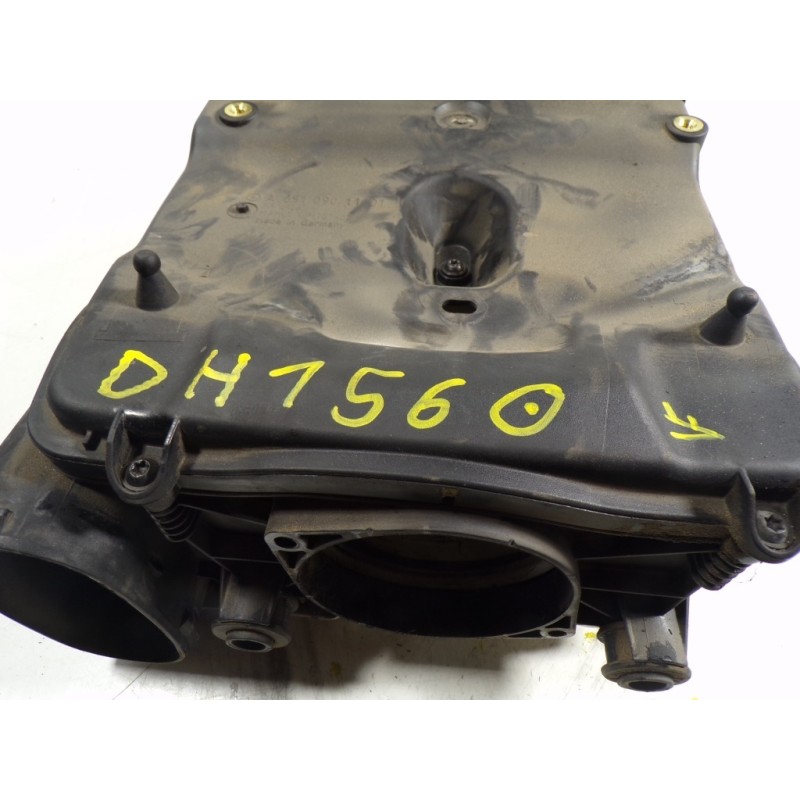 Recambio de filtro aire para mercedes-benz clase c (w204) berlina 2.2 cdi cat referencia OEM IAM A6510901101  