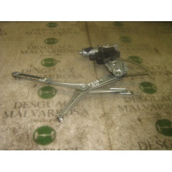 ELEVALUNAS DELANTERO DERECHO 