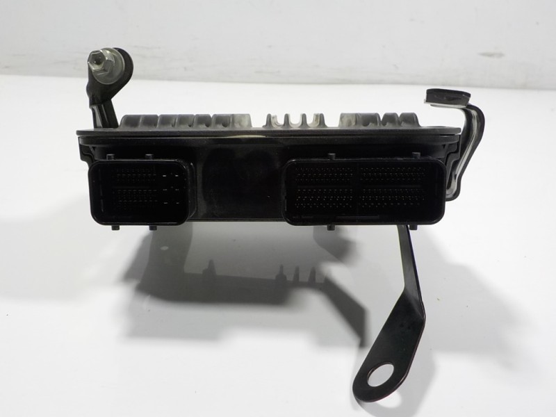 Recambio de modulo electronico para toyota rav4 hybrid fwd referencia OEM IAM 896614AB30 896614AB30 