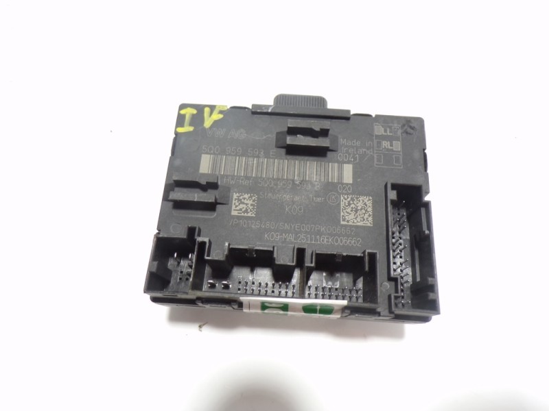 Recambio de modulo electronico para audi a3 sportback (8vf) s line edition referencia OEM IAM 5Q0959593EZ00 5Q0959593E 