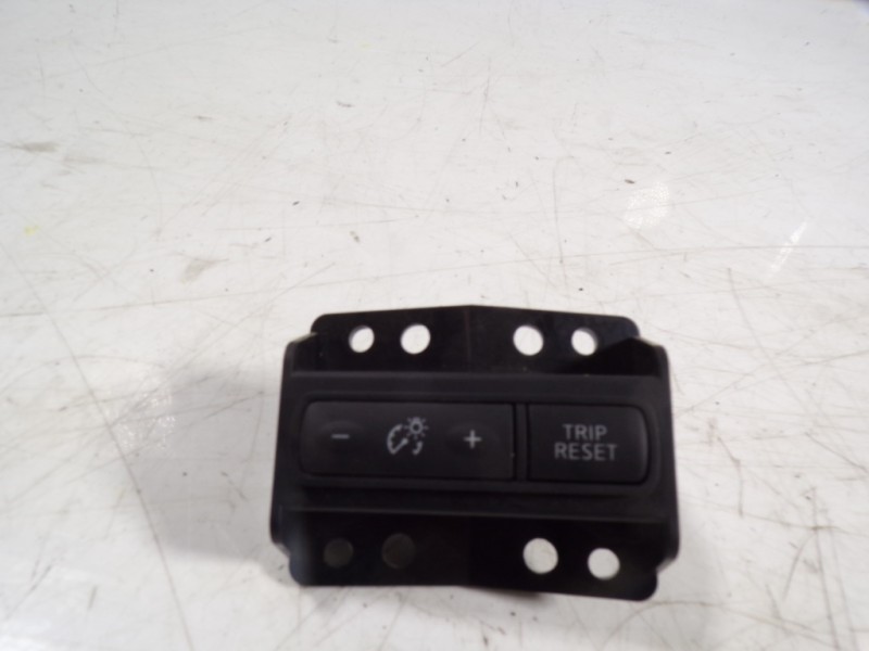 Recambio de modulo electronico para nissan qashqai (j11) 1.6 dci turbodiesel cat referencia OEM IAM 252734BA0A  