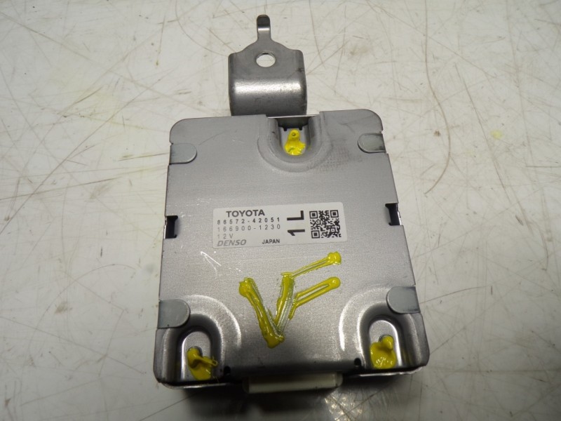 Recambio de modulo electronico para toyota rav4 hybrid fwd referencia OEM IAM 8657242051 8657242051 