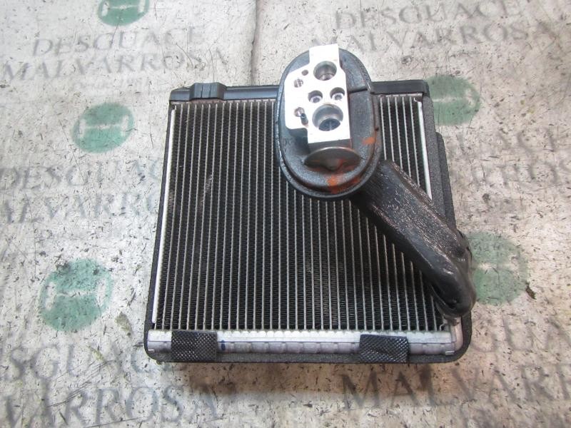 Recambio de evaporador aire acondicionado para volkswagen passat berlina (3c2) 2.0 tdi dpf referencia OEM IAM 3C1820103B  