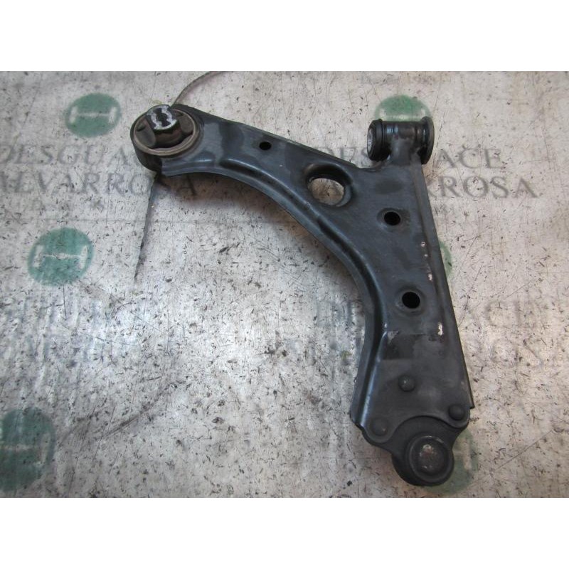 Recambio de brazo suspension inferior delantero izquierdo para peugeot bipper 1.4 hdi referencia OEM IAM   