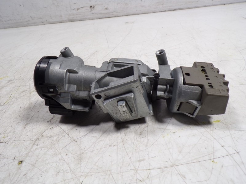 Recambio de antirrobo para ford mondeo ber. (ca2) 2.0 tdci cat referencia OEM IAM 1681167 6E5T15607CA 22X0E22162