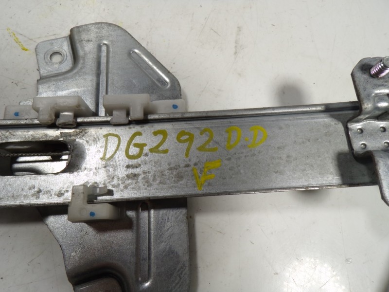 Recambio de elevalunas delantero derecho para kia rio 1.2 cat referencia OEM IAM 824021W010 824601W000 