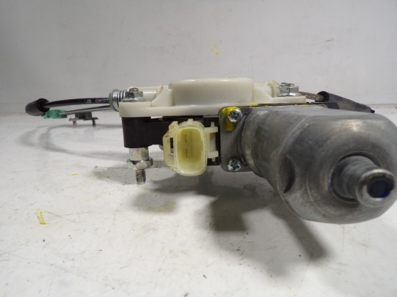 Recambio de elevalunas delantero derecho para kia rio 1.2 cat referencia OEM IAM 824021W010 824601W000 