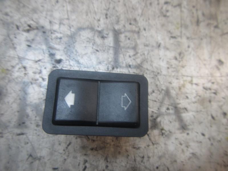 Recambio de mando elevalunas trasero derecho para bmw serie 5 berlina (e39) 523i referencia OEM IAM   
