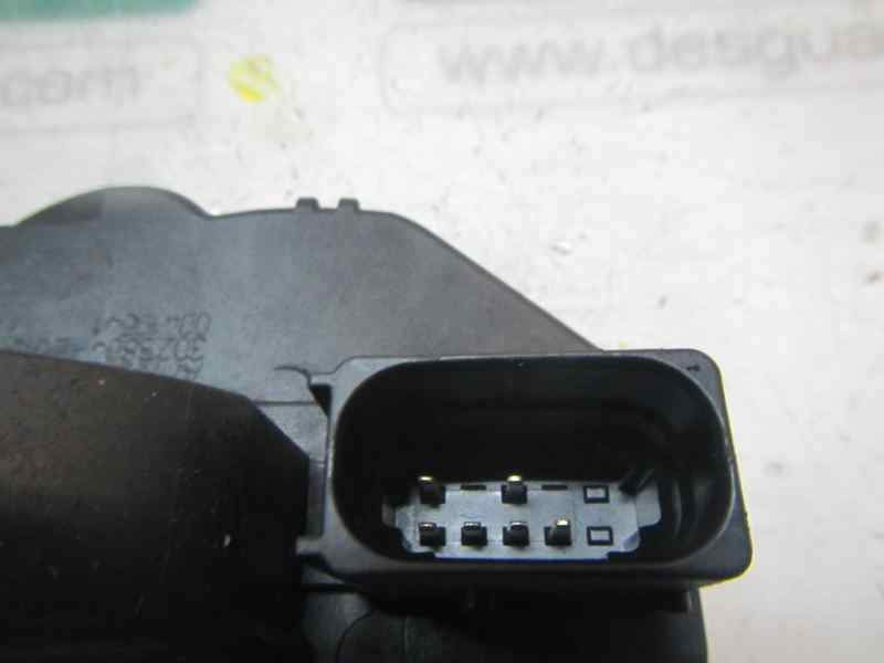 Recambio de cerradura puerta trasera derecha para opel insignia berlina 2.0 16v cdti referencia OEM IAM   