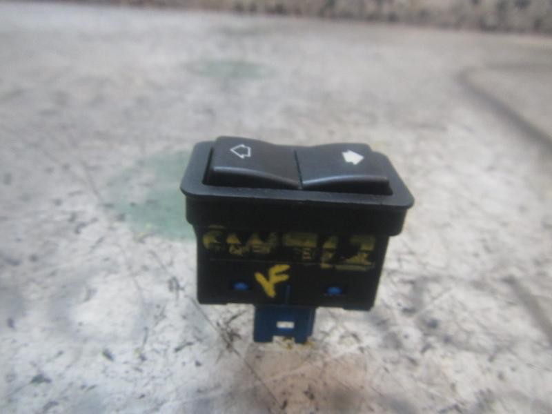 Recambio de mando elevalunas trasero izquierdo para bmw serie 5 berlina (e39) 523i referencia OEM IAM   