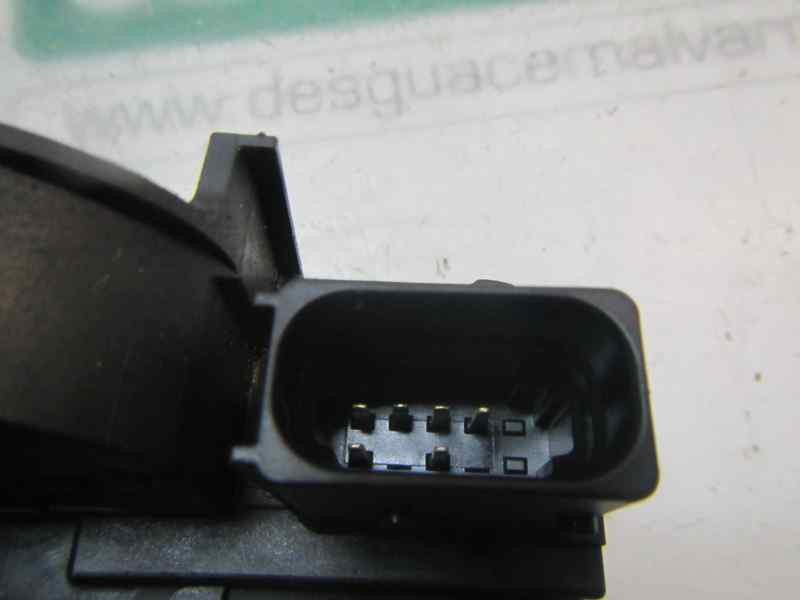 Recambio de cerradura puerta trasera izquierda para opel insignia berlina 2.0 16v cdti referencia OEM IAM   