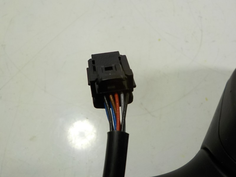 Recambio de espejo izquierdo para renault clio iv 0.9 tce energy bivalent. gasolina / gpl referencia OEM IAM 963022031R  