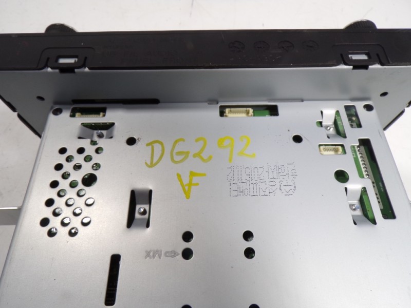 Recambio de sistema audio / radio cd para kia rio 1.2 cat referencia OEM IAM 961701W770CA 961701W770 