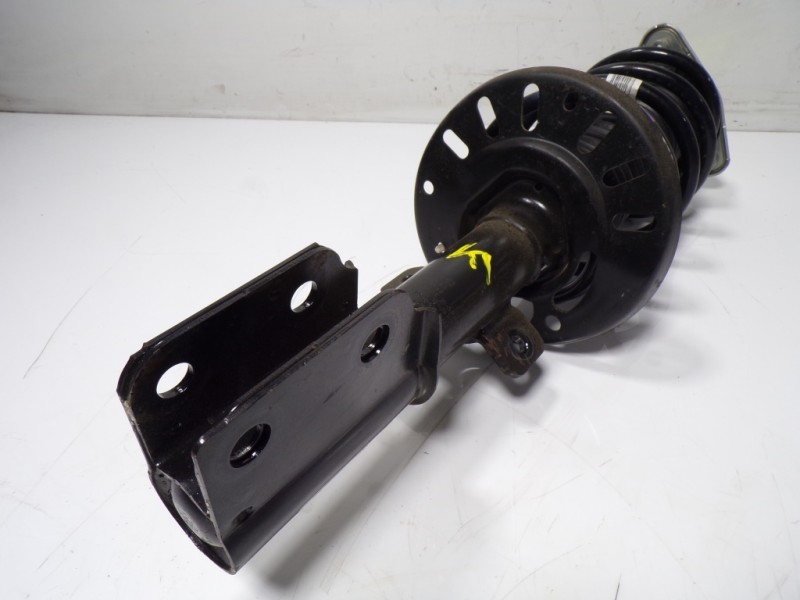 Recambio de amortiguador delantero derecho para toyota proace city 1.5 dci referencia OEM IAM  9833306180 