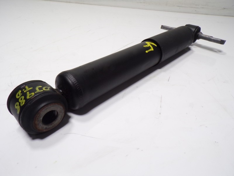 Recambio de amortiguador trasero derecho para toyota proace city 1.5 dci referencia OEM IAM  9826242880 