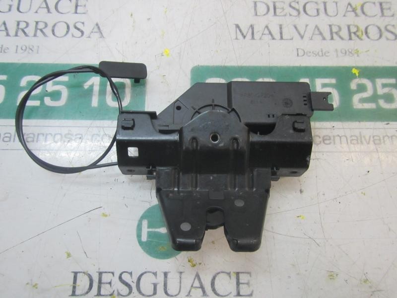 Recambio de cerradura maletero / porton para bmw serie 1 berlina (e81/e87) 118d referencia OEM IAM 51247840617  