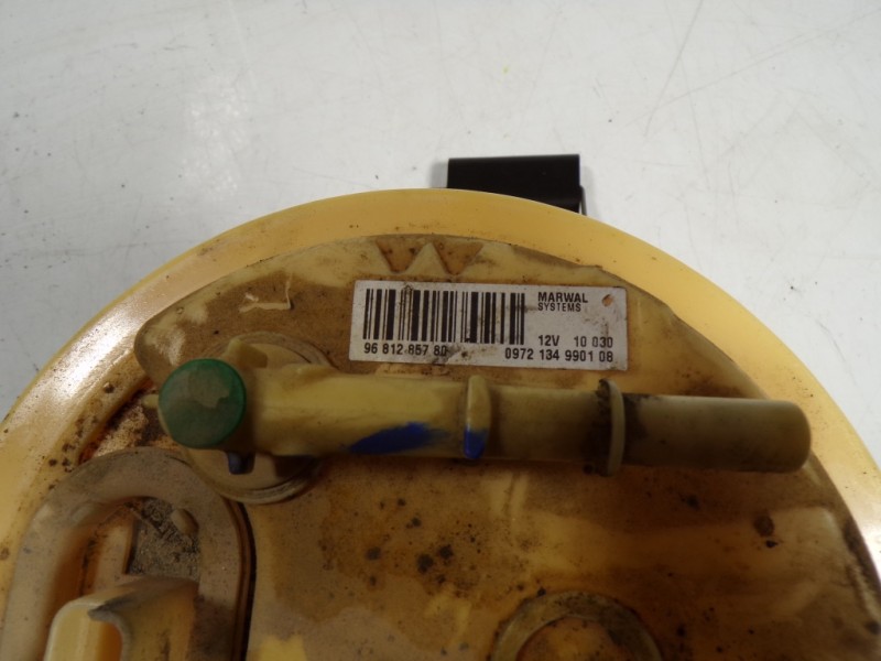 Recambio de aforador para peugeot 3008 1.6 hdi fap referencia OEM IAM   