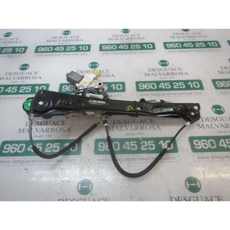 Recambio de elevalunas delantero izquierdo para bmw serie 1 berlina (e81/e87) 118d referencia OEM IAM 51337138465  