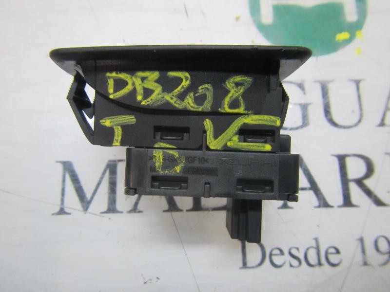 Recambio de mando elevalunas trasero derecho para bmw serie 1 berlina (e81/e87) 118d referencia OEM IAM 61316945874  