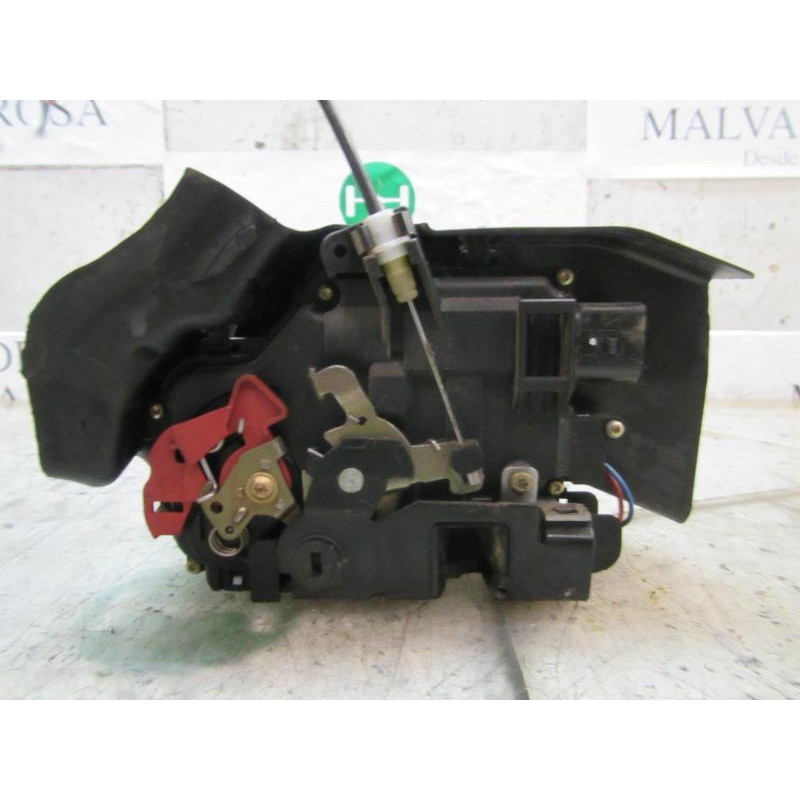 Recambio de cerradura puerta trasera izquierda para audi a4 avant (8e) 2.5 tdi (120kw) referencia OEM IAM 8E0839015C  