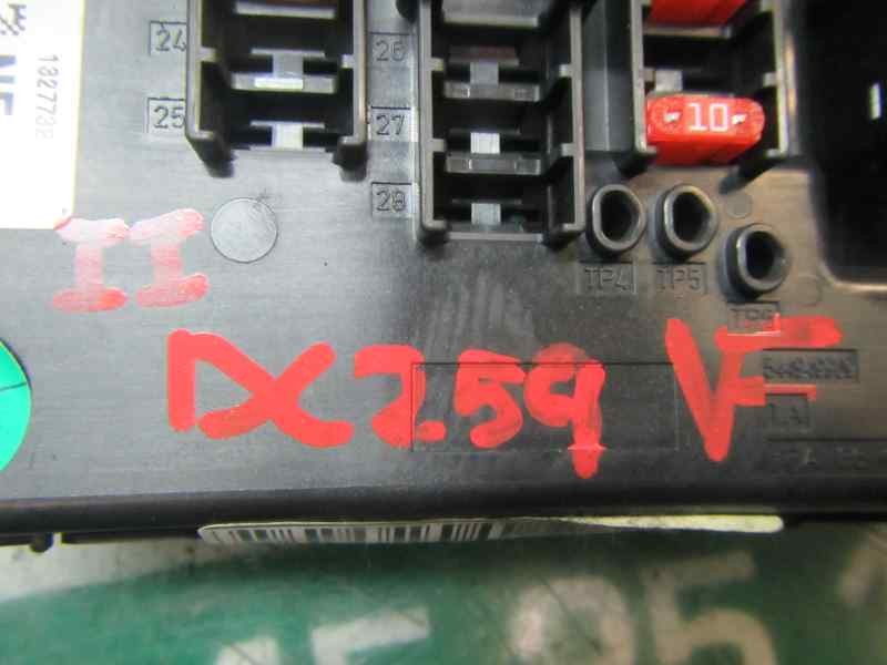 Recambio de caja reles / fusibles para opel insignia berlina 2.0 16v cdti referencia OEM IAM   