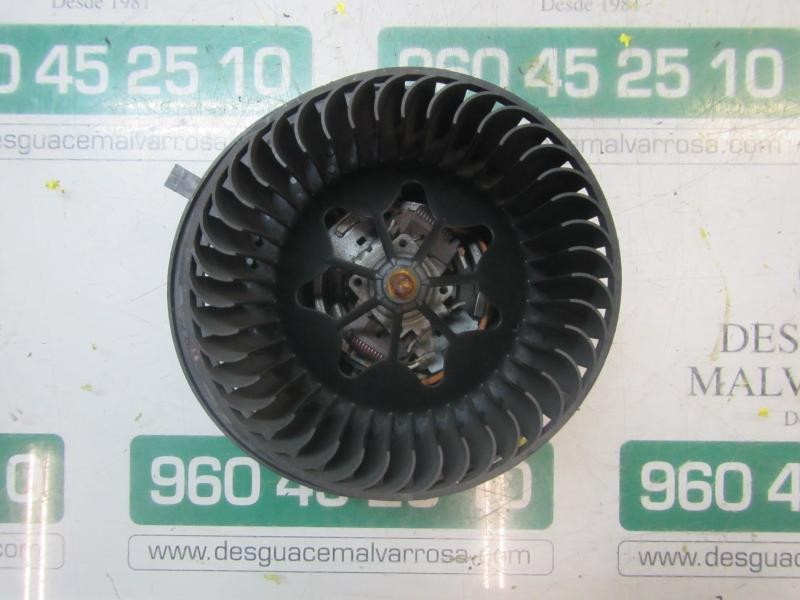 Recambio de motor calefaccion para bmw serie 1 berlina (e81/e87) 118d referencia OEM IAM 64119227671 985467W 985467W