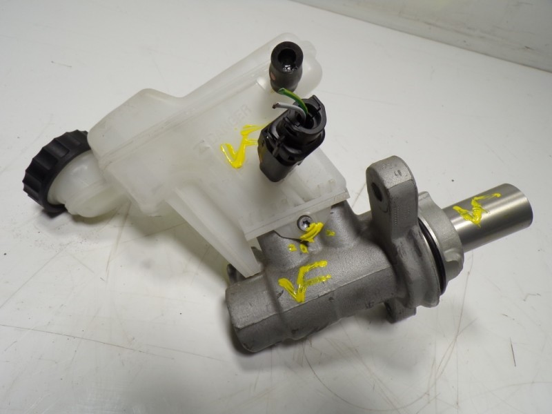 Recambio de bomba freno para toyota proace city 1.5 dci referencia OEM IAM  9807687080 