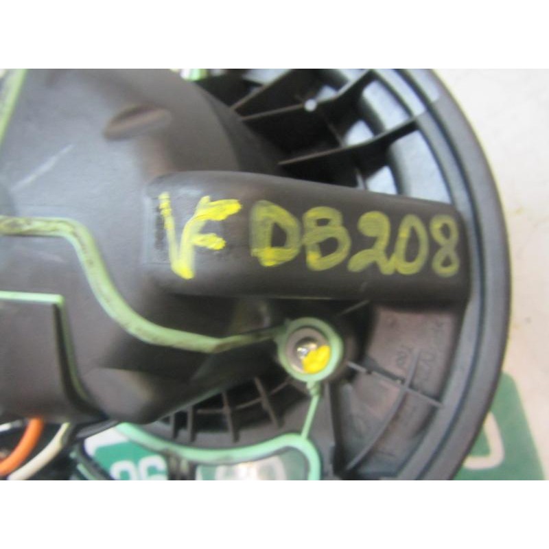 Recambio de motor calefaccion para bmw serie 1 berlina (e81/e87) 118d referencia OEM IAM 64119227671 985467W 985467W