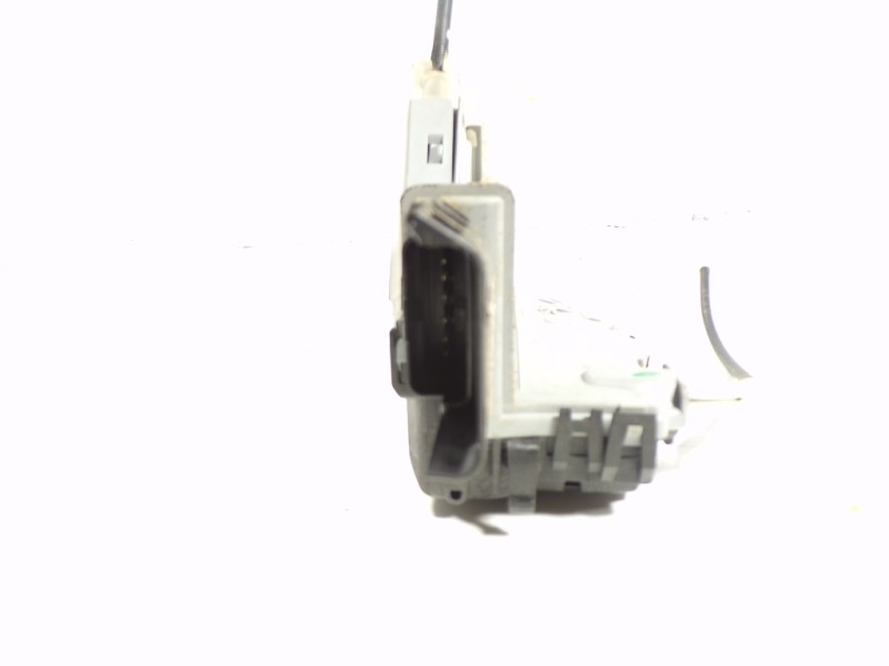 Recambio de cerradura puerta trasera izquierda para peugeot 3008 1.6 hdi fap referencia OEM IAM   