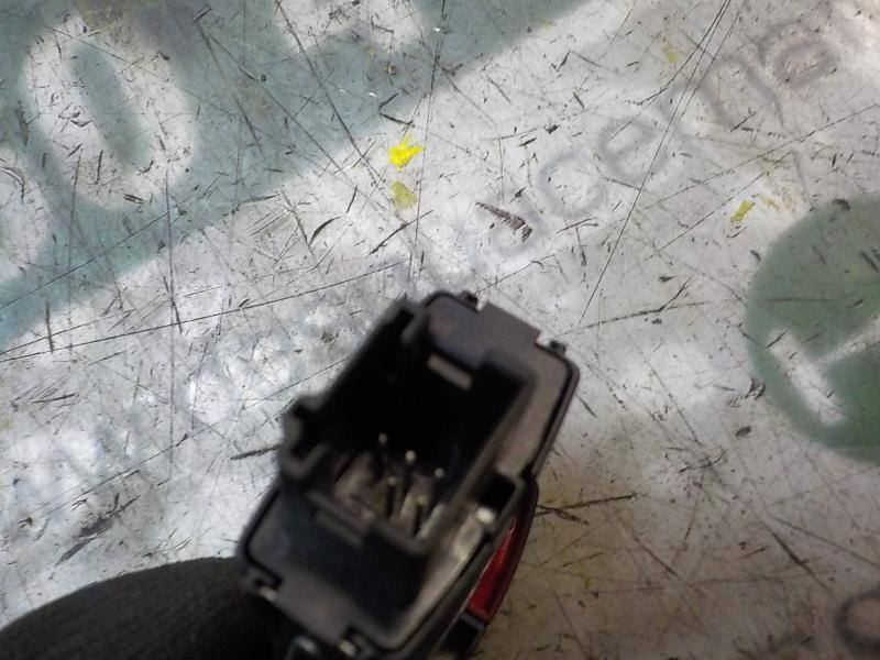 Recambio de warning para bmw serie 5 touring (f11) 520d referencia OEM IAM 61319161896  