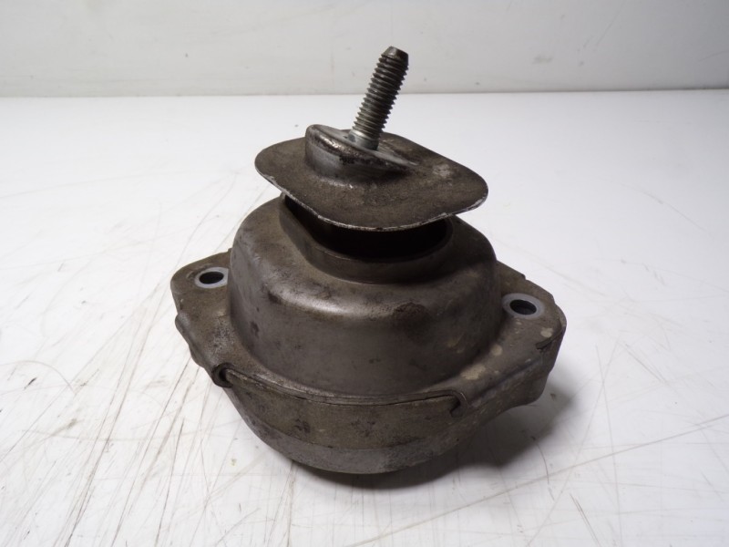 Recambio de soporte motor derecho para bmw x3 (e83) xdrive 20d referencia OEM IAM 22113453257 2211345325701 