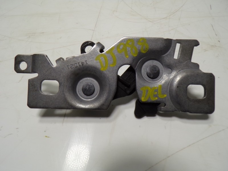 Recambio de cerradura capot para toyota proace city 1.5 dci referencia OEM IAM  9808870280 