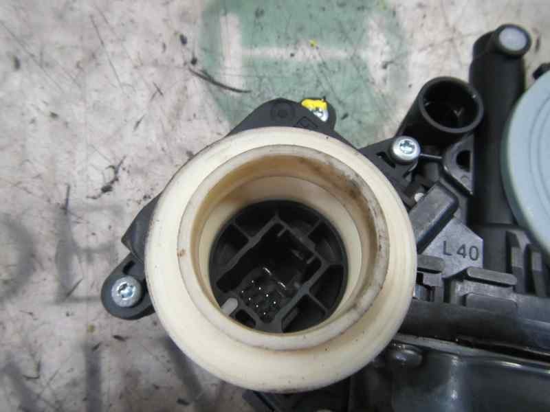 Recambio de elevalunas delantero izquierdo para toyota yaris (ksp9/scp9/nlp9) 1.4 turbodiesel cat referencia OEM IAM   