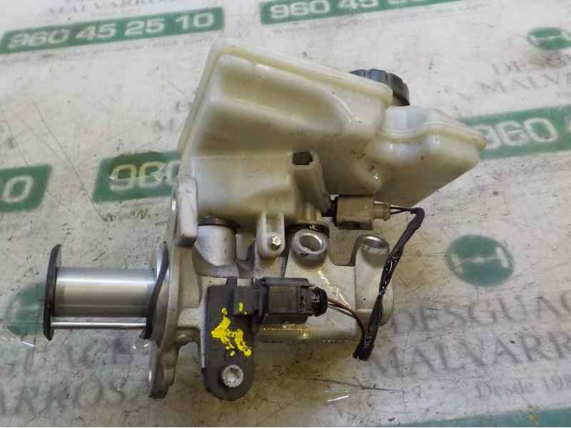 Recambio de bomba freno para volkswagen golf vii lim. (5g1) 1.6 16v tdi dpf referencia OEM IAM 8V1611021A  