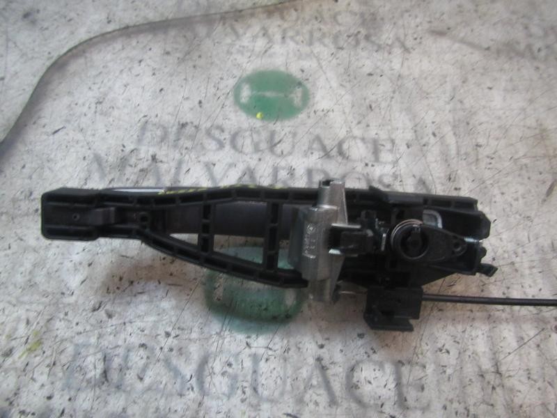 Recambio de maneta exterior delantera izquierda para ford c-max titanium referencia OEM IAM 1738727  