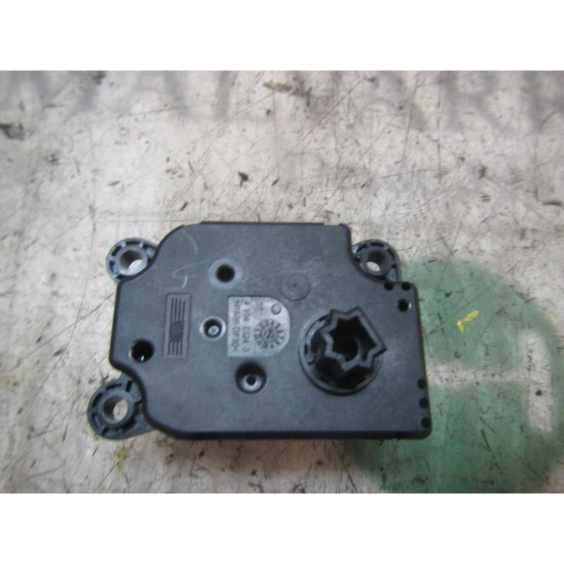 Recambio de motor electrico para ford c-max titanium referencia OEM IAM 1786200  