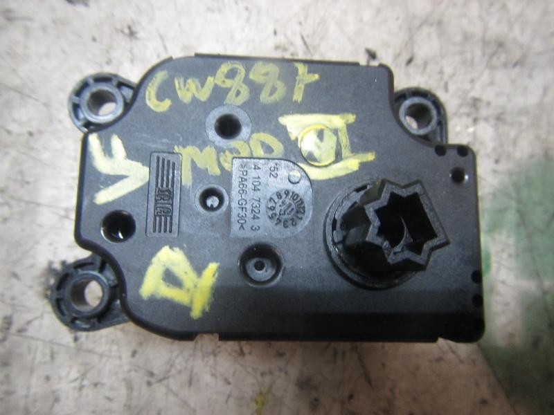 Recambio de motor electrico para ford c-max titanium referencia OEM IAM 1786200  