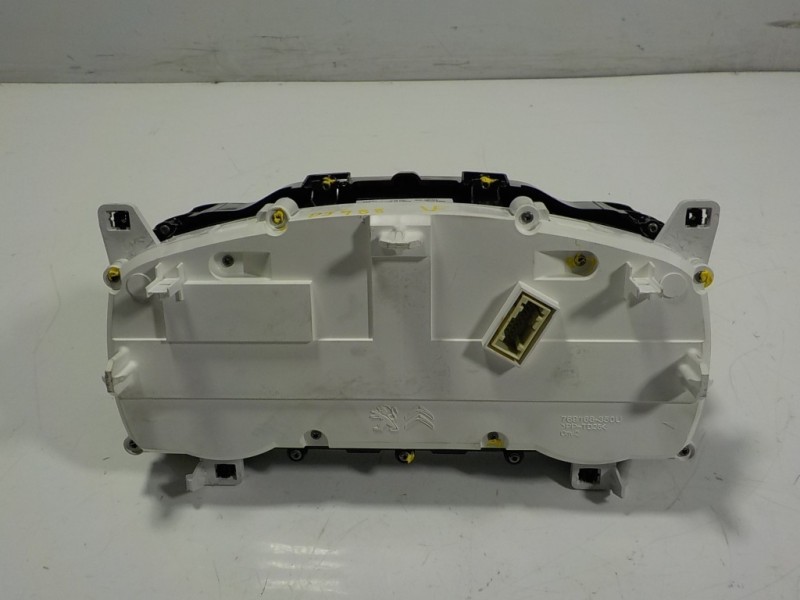 Recambio de cuadro instrumentos para toyota proace city 1.5 dci referencia OEM IAM  984241328000 