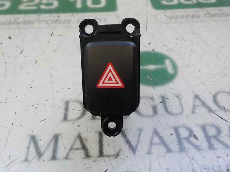 Recambio de warning para kia cee´d business referencia OEM IAM 93790A2100WK 93790A2100 4C23601000