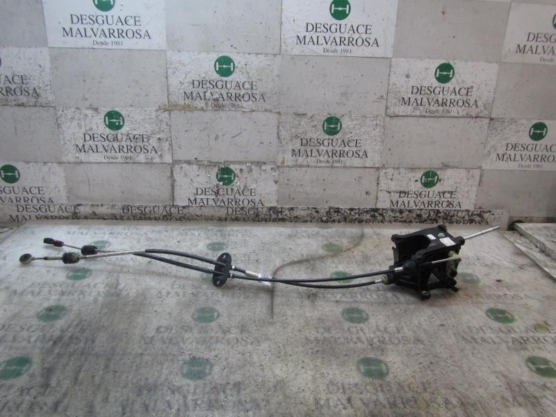 Recambio de palanca cambio para ford c-max titanium referencia OEM IAM 1788830  
