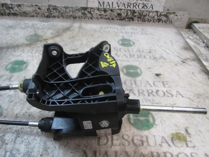 Recambio de palanca cambio para ford c-max titanium referencia OEM IAM 1788830  