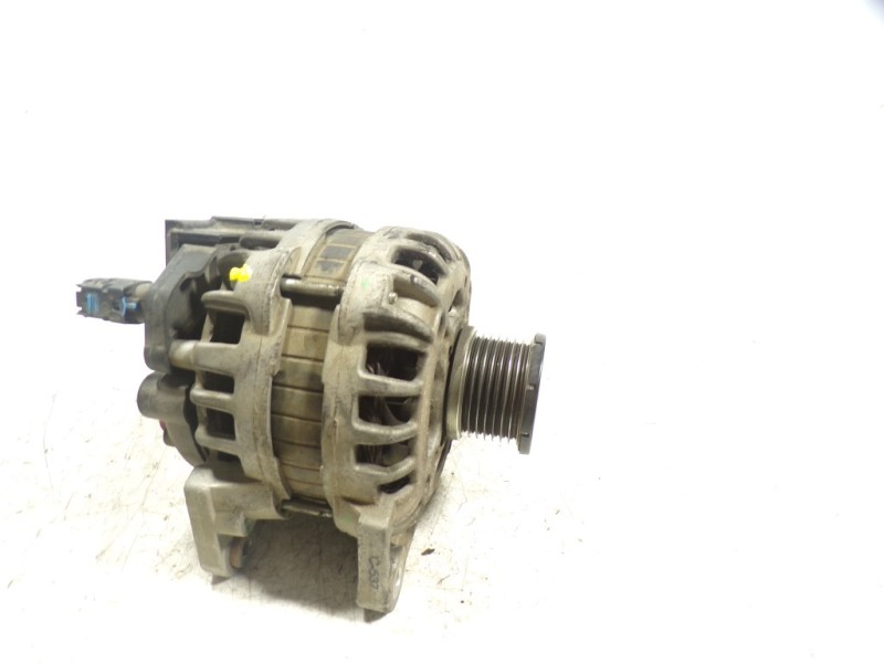 Recambio de alternador para dacia sandero stepway referencia OEM IAM 231005079R 231005079R F000BL0456