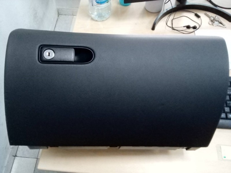 Recambio de guantera para mercedes-benz clase c coupe (w205) c 220 d (205.304) referencia OEM IAM A20568000989J38  