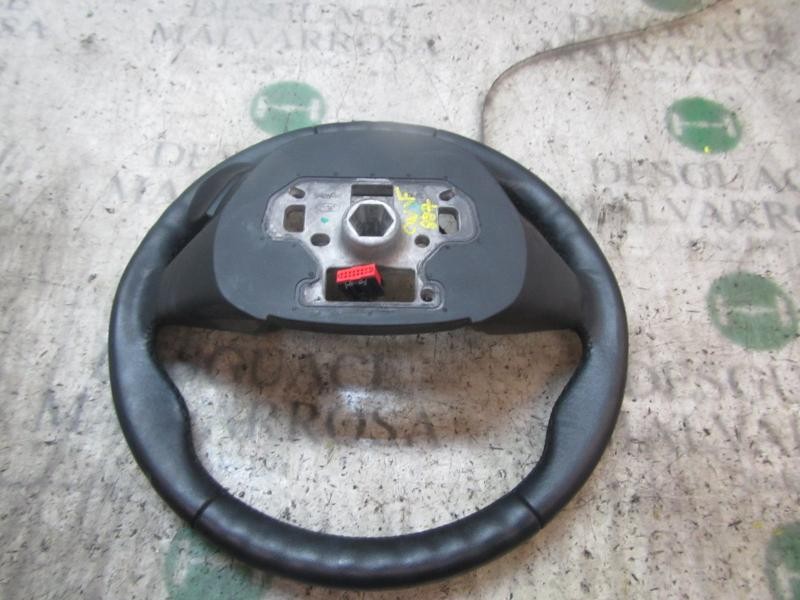 Recambio de volante para ford c-max titanium referencia OEM IAM 1867852  