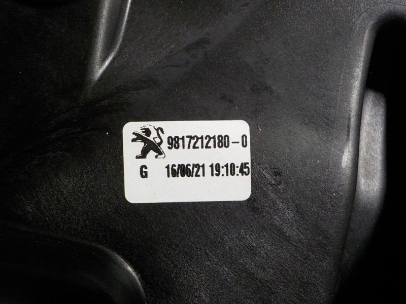 Recambio de elevalunas delantero izquierdo para toyota proace city 1.5 dci referencia OEM IAM  98172121800 