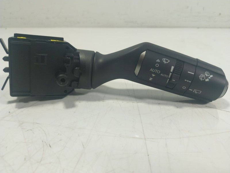 Recambio de mando limpia para lexus nx ii (_a2_, _h2_) 350h (aazh20) referencia OEM IAM 8465276110 7611017L686 