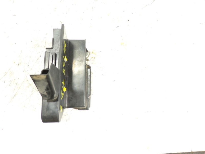 Recambio de cerradura puerta trasera derecha para dacia sandero stepway referencia OEM IAM 825022281R 825022281R 