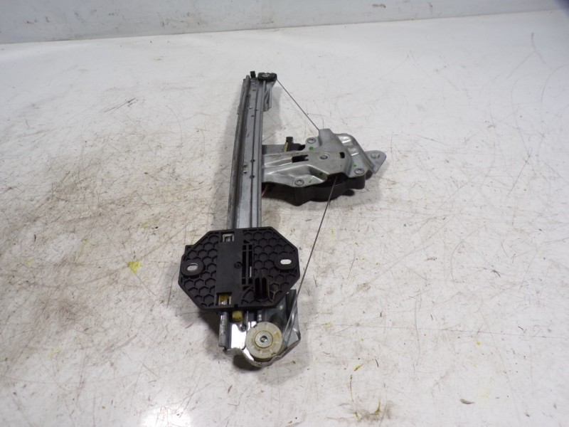 Recambio de elevalunas delantero derecho para dacia sandero stepway referencia OEM IAM 807209299R 807209299R 