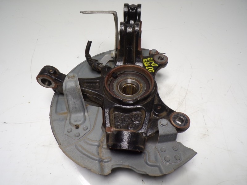 Recambio de mangueta delantera izquierda para toyota proace city 1.5 dci referencia OEM IAM   