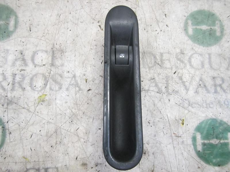 Recambio de mando elevalunas trasero derecho para renault espace iv (jk0) grand espace dynamique referencia OEM IAM   